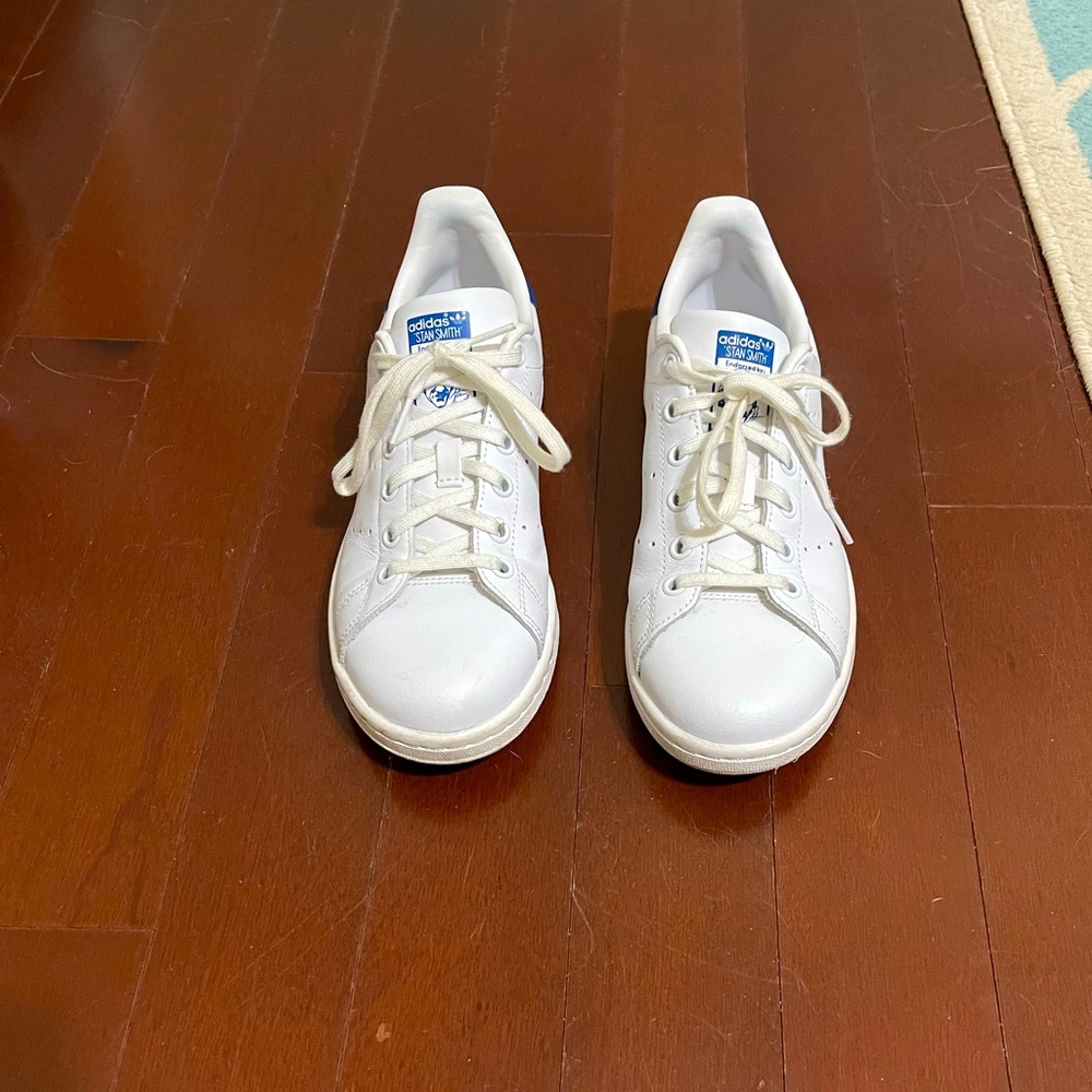 White Adidas Stan Smith